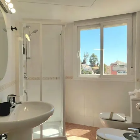 Апартаменти Moderno Con Vistas Al Mar, Piscina & Parking