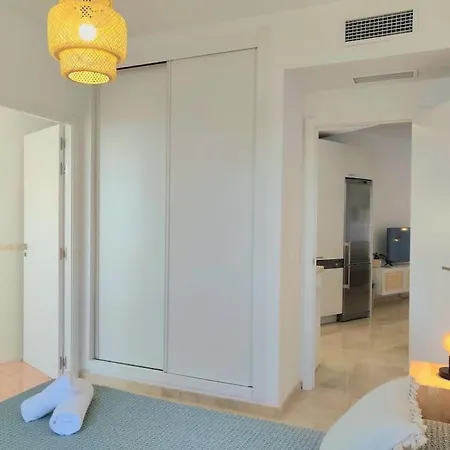 Appartement Moderno Con Vistas Al Mar, Piscina & Parking *