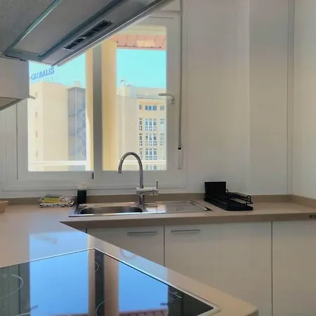 Moderno Con Vistas Al Mar, Piscina & Parking Фуенхірола