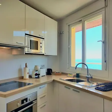 Apartment Moderno Con Vistas Al Mar, Piscina & Parking