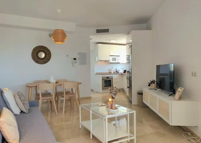 Moderno Con Vistas Al Mar, Piscina & Parking アパート