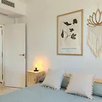 Apartment Moderno Con Vistas Al Mar, Piscina & Parking *
